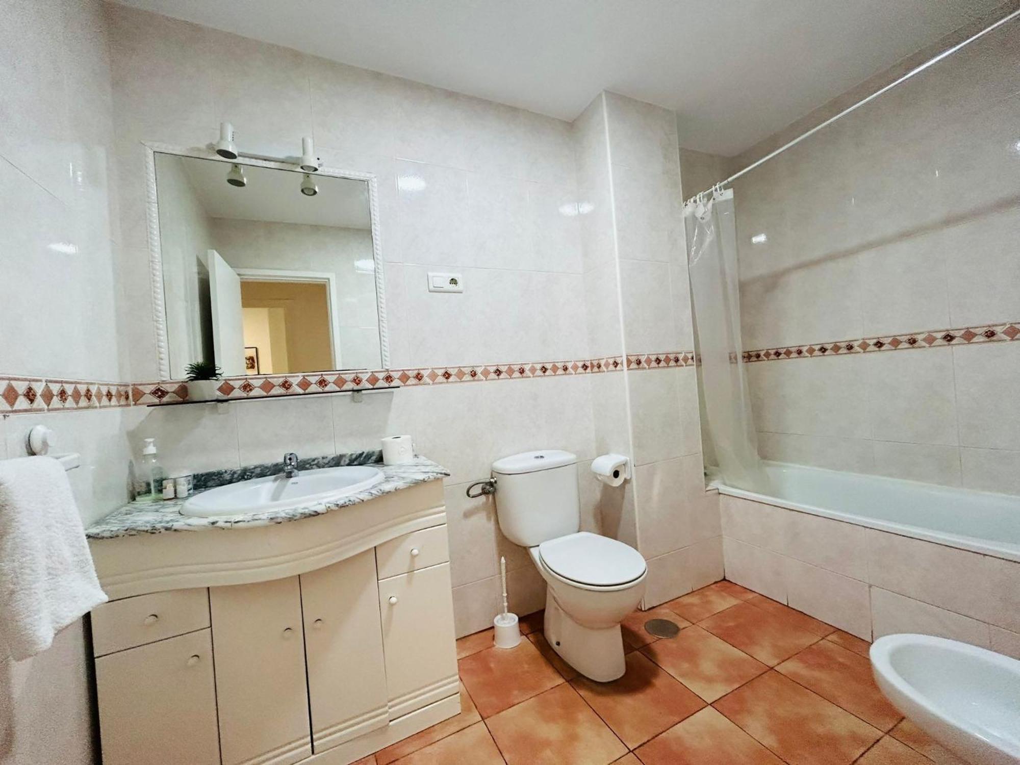 Vialia Piso Centrico Wifi Maria Zambrano Andra Apartment Malaga Ngoại thất bức ảnh